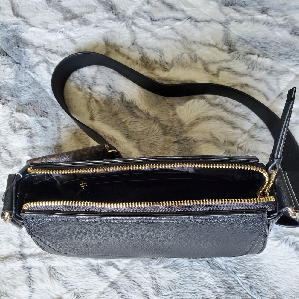 Calvin Klein Bella Crossbody - Picture 8 of 12